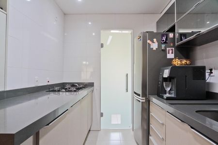Apartamento para alugar com 82m², 2 quartos e 2 vagasCozinha