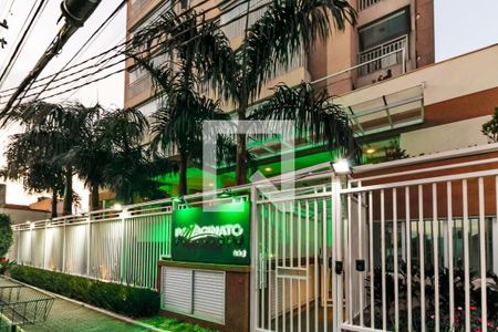 Apartamento para alugar com 82m², 2 quartos e 2 vagasFachada