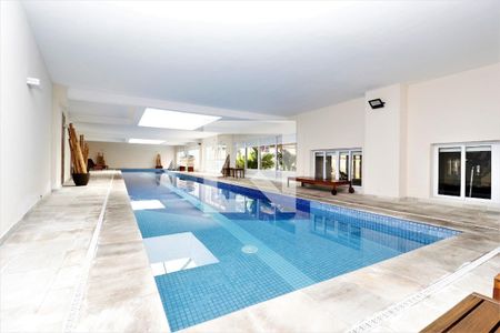 Apartamento para alugar com 82m², 2 quartos e 2 vagasÁrea comum - Piscina
