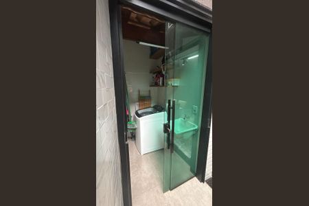 Casa à venda com 97m², 2 quartos e 2 vagas