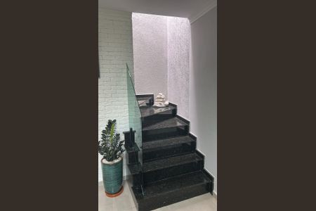 Casa à venda com 97m², 2 quartos e 2 vagas