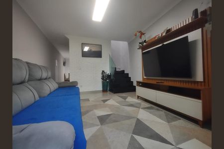 Casa à venda com 97m², 2 quartos e 2 vagas