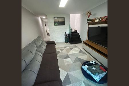 Casa à venda com 97m², 2 quartos e 2 vagas