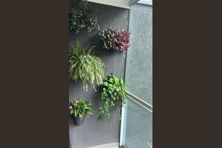 Casa à venda com 97m², 2 quartos e 2 vagas