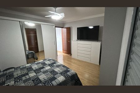 Casa à venda com 97m², 2 quartos e 2 vagas