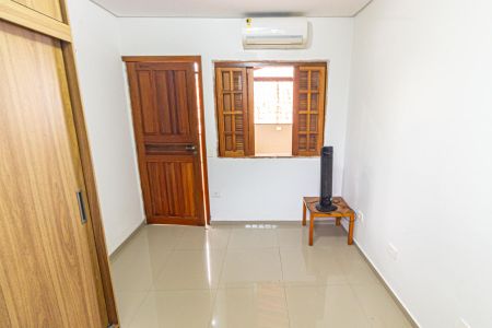 Casa à venda com 300m², 6 quartos e 4 vagasSuíte 3