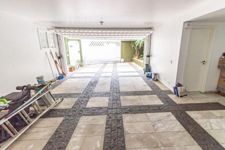 Casa à venda com 300m², 6 quartos e 4 vagasGaragem