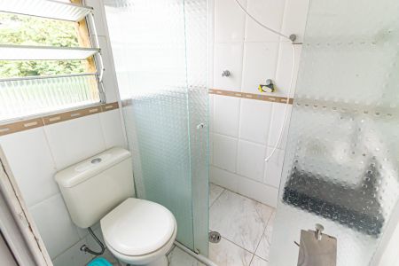 Casa à venda com 300m², 6 quartos e 4 vagasBanheiro da Suíte 2