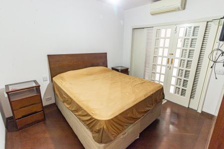 Casa à venda com 300m², 6 quartos e 4 vagasSuíte 1