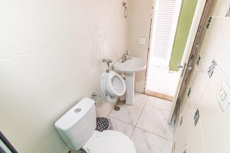 Casa à venda com 300m², 6 quartos e 4 vagasBanheiro da Churrasqueira