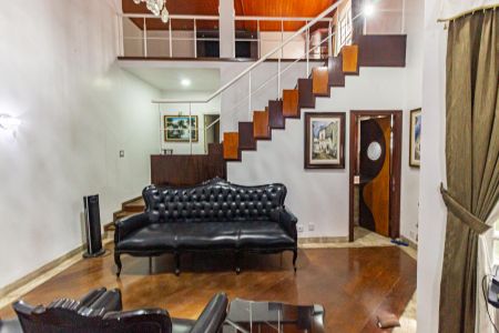 Casa à venda com 300m², 6 quartos e 4 vagasSala