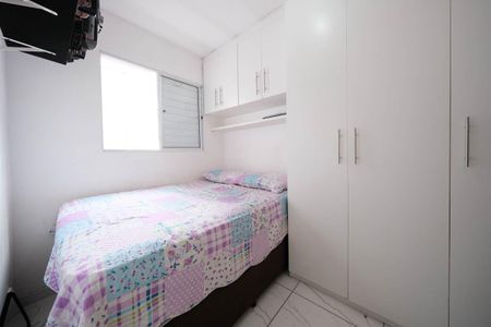 Quarto 1 de apartamento para alugar com 2 quartos, 38m² em Cidade Líder, São Paulo