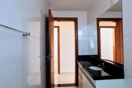 Apartamento à venda com 80m², 3 quartos e 2 vagas Apartamento à venda com 80m², 3 quartos e 2 vagasBanheiro