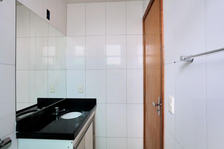 Apartamento à venda com 80m², 3 quartos e 2 vagasBanheiro da Suíte