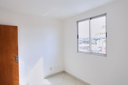 Apartamento à venda com 80m², 3 quartos e 2 vagasSuíte
