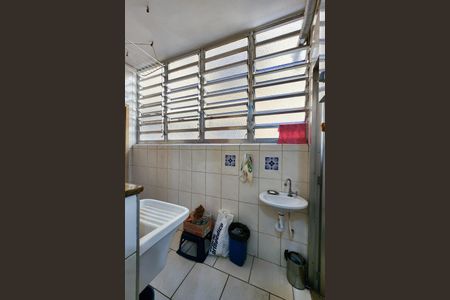 Apartamento à venda com 143m², 3 quartos e sem vagaÁrea de Serviço 