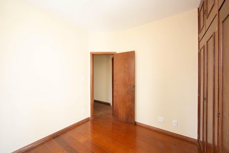 Apartamento à venda com 90m², 3 quartos e 2 vagasQUARTO2