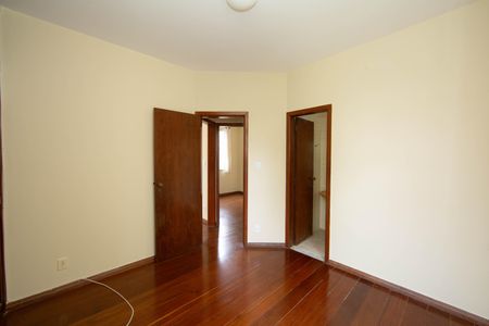 Apartamento à venda com 90m², 3 quartos e 2 vagasQUARTO3