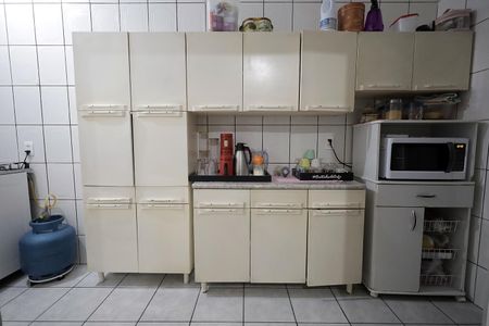 Casa à venda com 250m², 3 quartos e 2 vagasCozinha