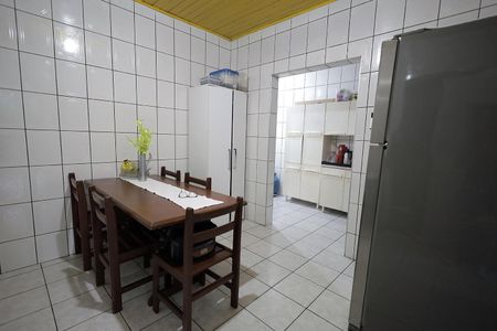 Casa à venda com 250m², 3 quartos e 2 vagasCopa