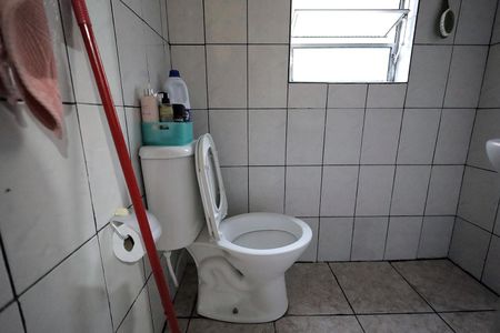 Casa à venda com 250m², 3 quartos e 2 vagasBanheiro 2