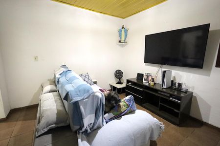 Casa à venda com 250m², 3 quartos e 2 vagasSala