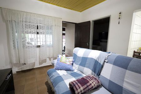 Casa à venda com 250m², 3 quartos e 2 vagasSala