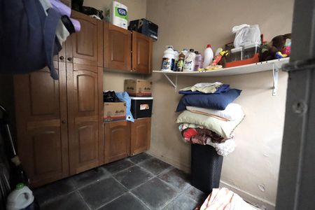 Casa à venda com 250m², 3 quartos e 2 vagasÁrea de Serviço