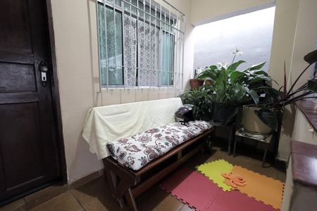 Casa à venda com 250m², 3 quartos e 2 vagasVaranda