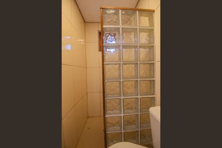 Casa à venda com 102m², 3 quartos e 2 vagasBanheiro