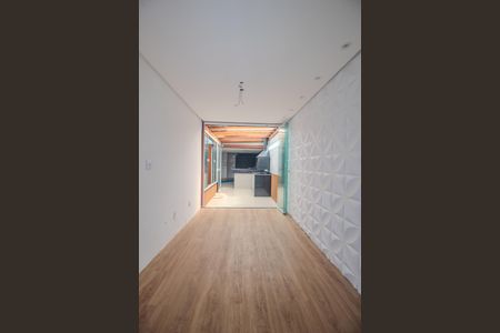 Casa à venda com 102m², 3 quartos e 2 vagasSala