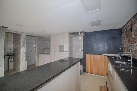 Casa à venda com 102m², 3 quartos e 2 vagasCozinha/Quintal/Churrasqueira