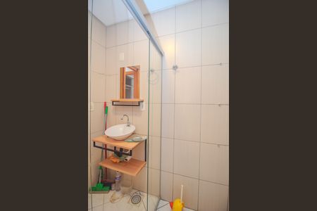 Casa à venda com 102m², 3 quartos e 2 vagasBanheiro 2