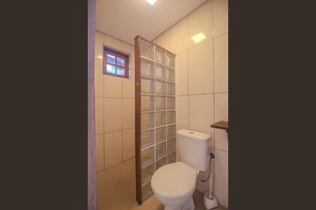 Casa à venda com 102m², 3 quartos e 2 vagasBanheiro