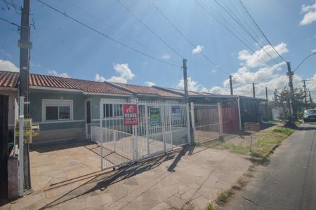 Casa à venda com 102m², 3 quartos e 2 vagasFachada/Placa