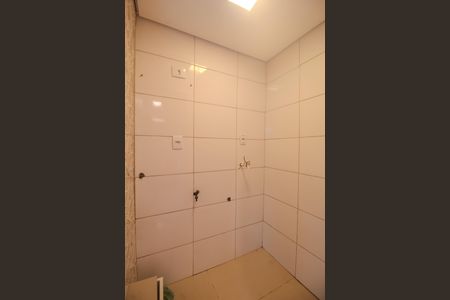 Casa à venda com 102m², 3 quartos e 2 vagasBanheiro