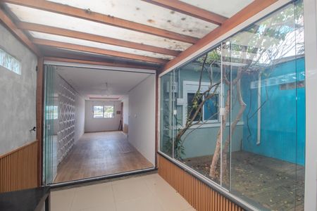 Casa à venda com 102m², 3 quartos e 2 vagasCozinha/Quintal/Churrasqueira