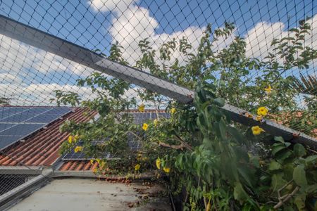 Casa à venda com 102m², 3 quartos e 2 vagasVista