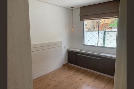 Quarto de apartamento à venda com 3 quartos, 90m² em Ana Lúcia, Belo Horizonte