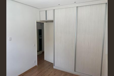 Apartamento à venda com 90m², 3 quartos e 2 vagasQuarto