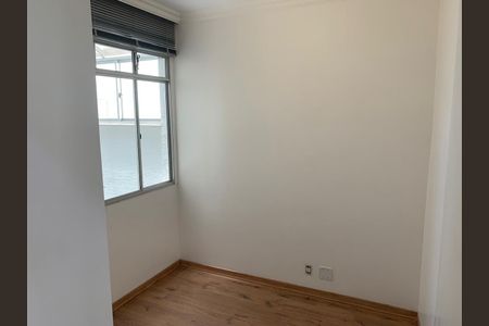 Apartamento à venda com 90m², 3 quartos e 2 vagasQuarto