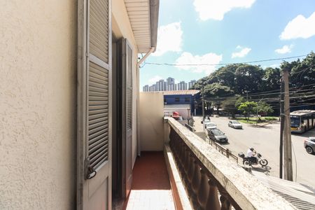Casa à venda com 125m², 2 quartos e 2 vagasQuarto 1 - Varanda 