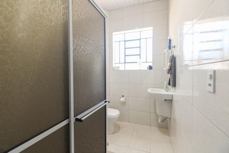 Casa à venda com 125m², 2 quartos e 2 vagasBanheiro 