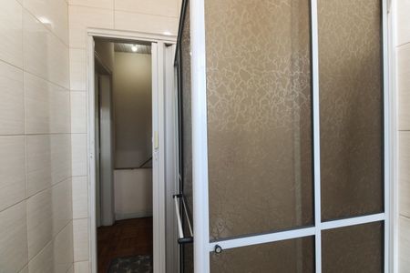 Casa à venda com 125m², 2 quartos e 2 vagasBanheiro 