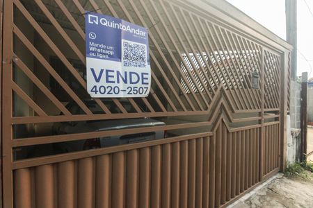 Casa à venda com 125m², 2 quartos e 2 vagasFachada - Placa Código WYNY-1034