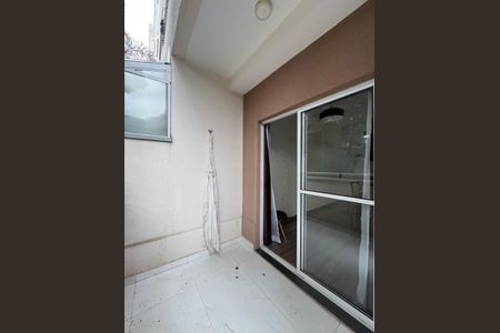 Apartamento à venda com 69m², 2 quartos e 1 vagaSacada