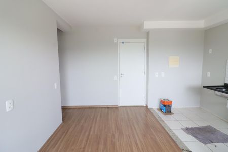 Sala de apartamento para alugar com 2 quartos, 47m² em Piratininga, Osasco
