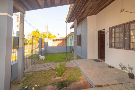 Casa à venda com 100m², 3 quartos e 1 vagaFachada/Jardim