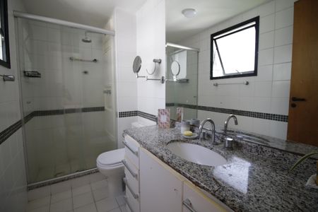 Apartamento para alugar com 69m², 2 quartos e 1 vagaBanheiro da Suíte 