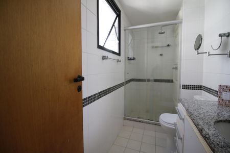 Apartamento para alugar com 69m², 2 quartos e 1 vagaBanheiro da Suíte 